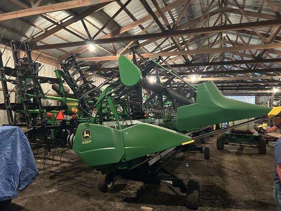 Image of John Deere 620F equipment image 3