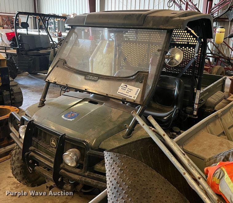 Main image John Deere Gator XUV 620i