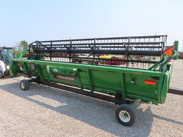 Image of John Deere 622F equipment image 4