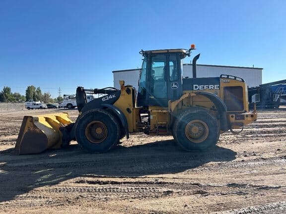Image of John Deere 624K equipment image 1