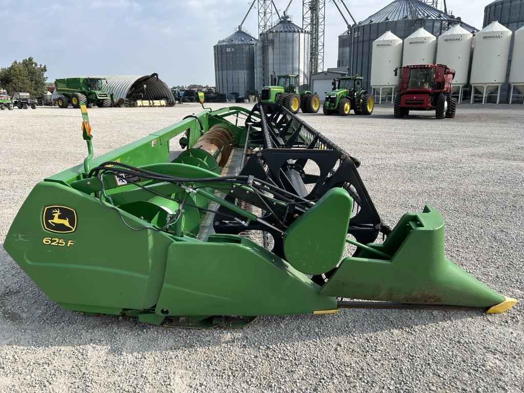 Image of John Deere 625F Image 0
