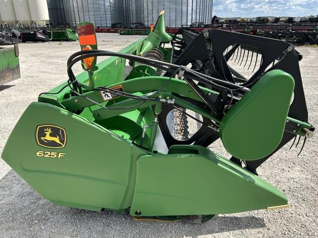 Image of John Deere 625F equipment image 3