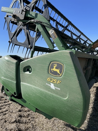 Main image John Deere 625F