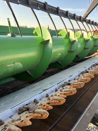 Image of John Deere 625F equipment image 4