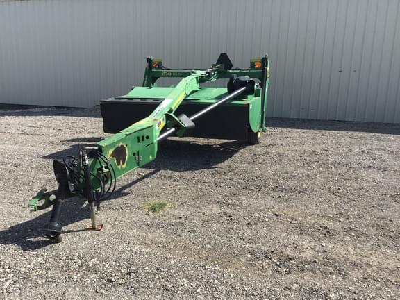 Image of John Deere 630 equipment image 2