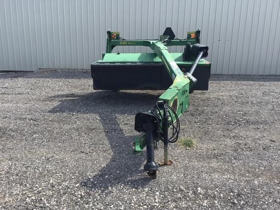 Image of John Deere 630 equipment image 3