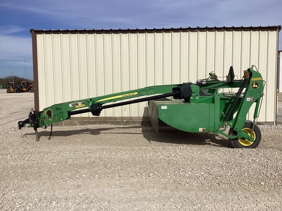 2009 John Deere 630 Equipment Image0