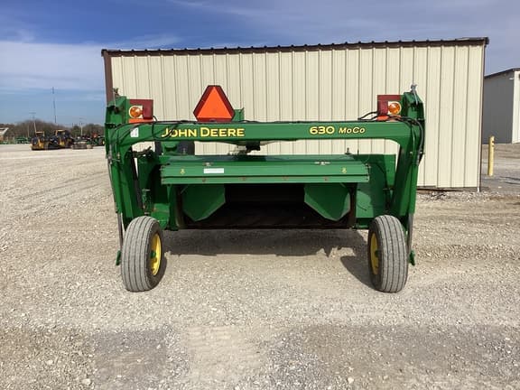 Image of John Deere 630 equipment image 3