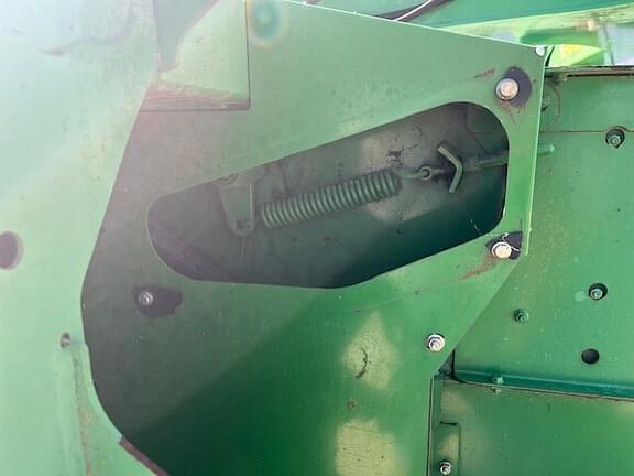 Image of John Deere 630 equipment image 3