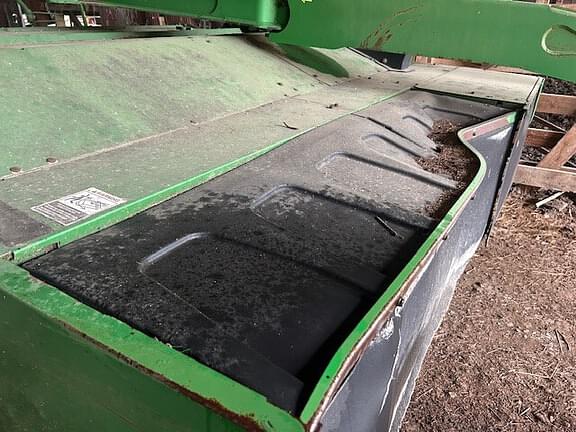 Image of John Deere 630 equipment image 4