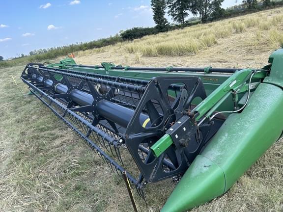 Image of John Deere 630D equipment image 1