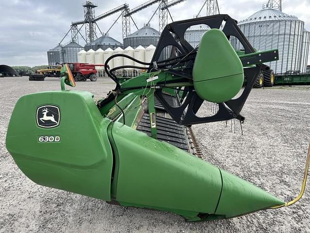 Image of John Deere 630D equipment image 3