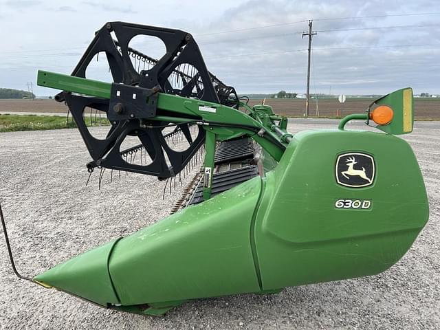 Image of John Deere 630D equipment image 4