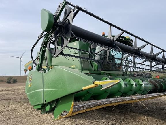 Image of John Deere 630F equipment image 3