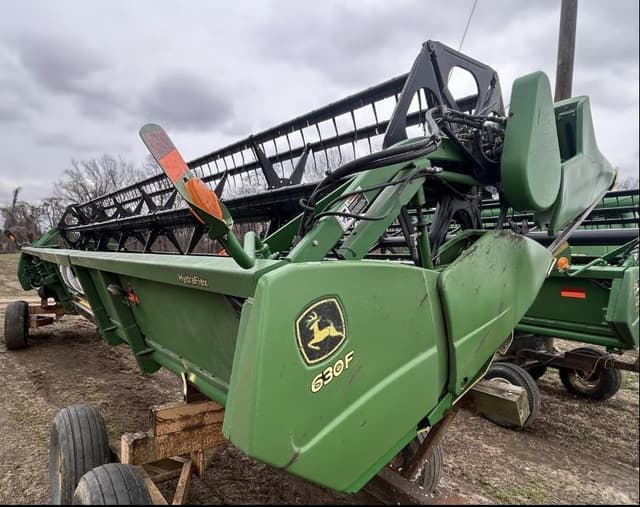 Image of John Deere 630F equipment image 3