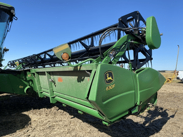 Main image John Deere 630F