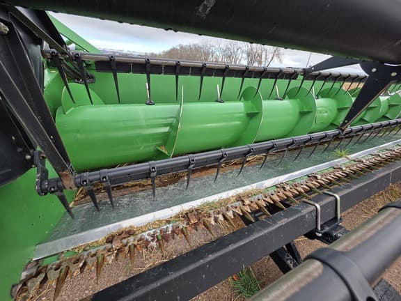 Image of John Deere 630R equipment image 2