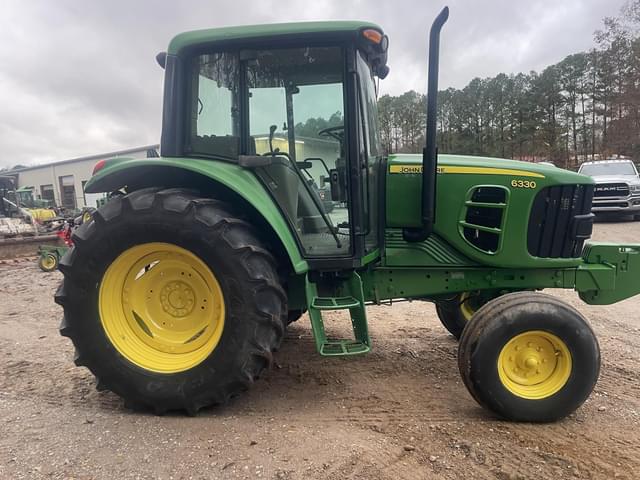 Image of John Deere 6330 equipment image 4