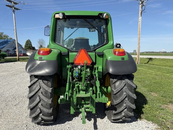 Image of John Deere 6330 equipment image 3