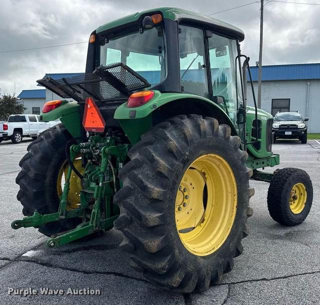 Image of John Deere 6330 equipment image 4