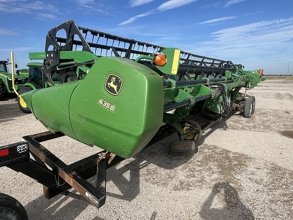 Image of John Deere 635D equipment image 4
