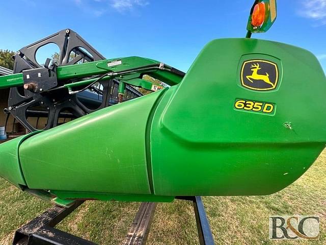 Image of John Deere 635D equipment image 2