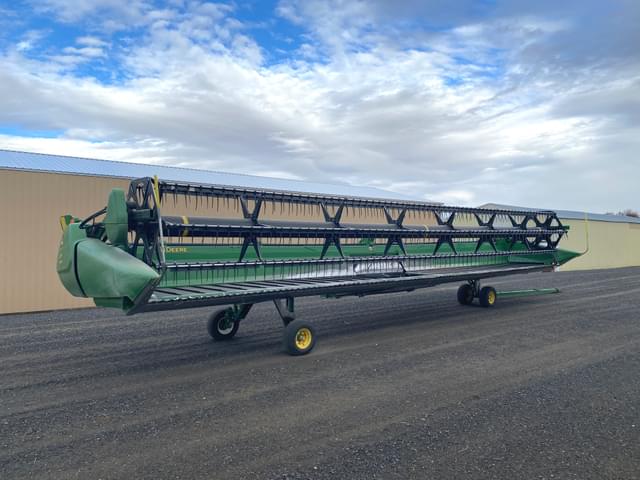 Image of John Deere 635D equipment image 3