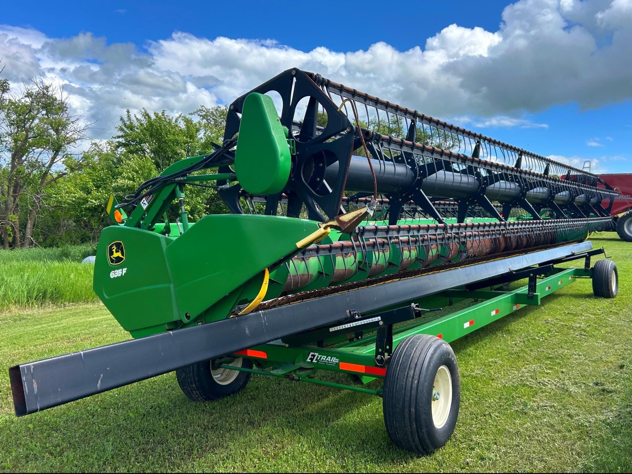 2009 John Deere 635F Equipment Image0