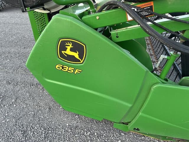 Image of John Deere 635F equipment image 3