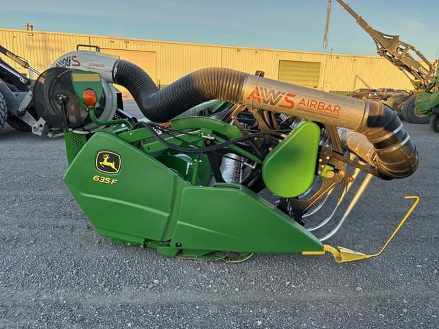 Image of John Deere 635F equipment image 2