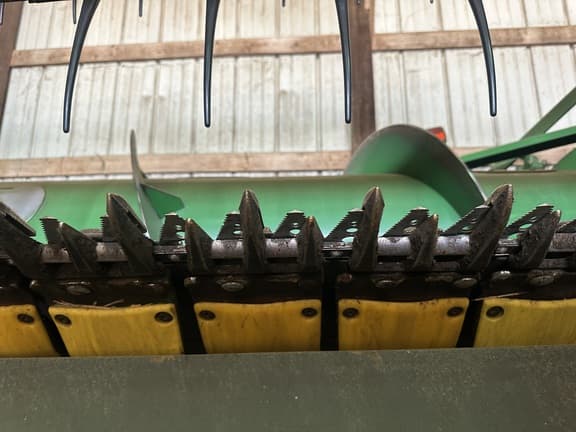 Image of John Deere 635F equipment image 1