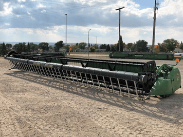 Main image John Deere 635F