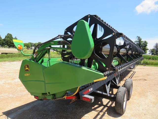 Image of John Deere 635F equipment image 2