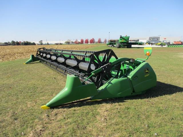 Image of John Deere 635F equipment image 1