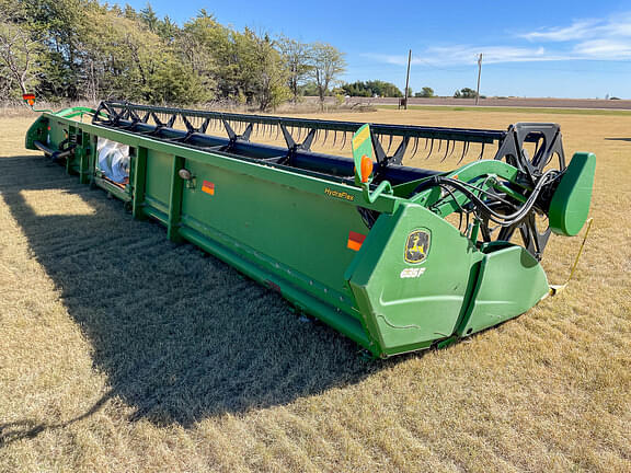 Image of John Deere 635F equipment image 4