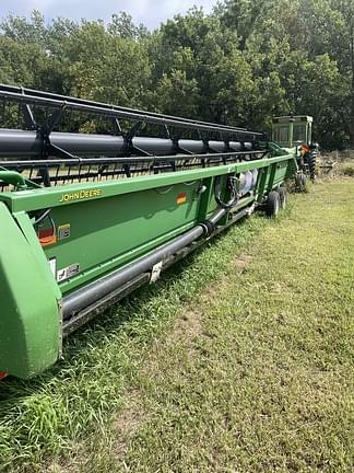 Image of John Deere 635F equipment image 4