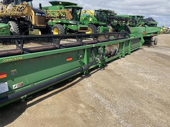 Main image John Deere 635F 3