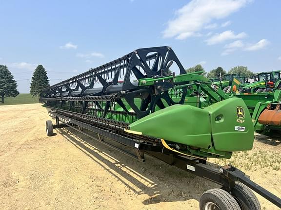 Image of John Deere 635F equipment image 2