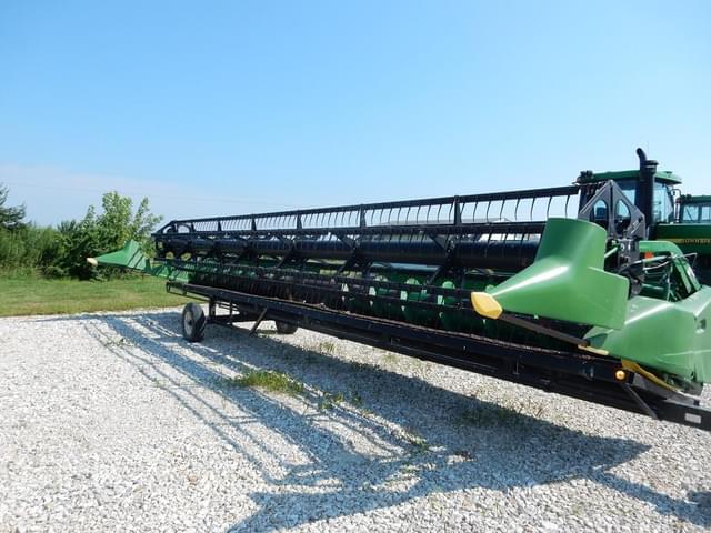 Image of John Deere 635F equipment image 1