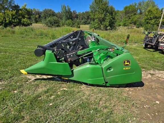 Image of John Deere 635F equipment image 2