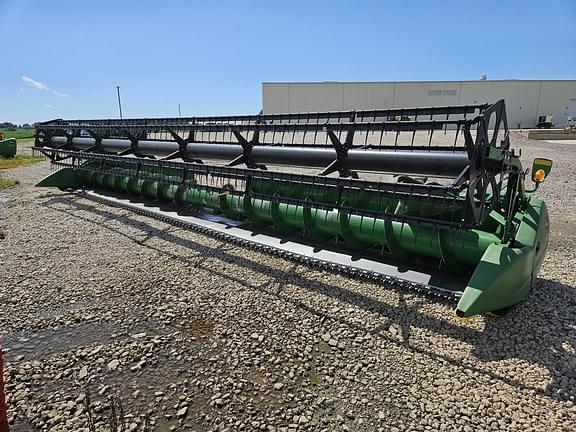 Image of John Deere 635F equipment image 1