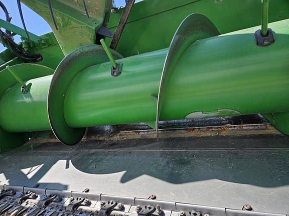 Image of John Deere 635F equipment image 4