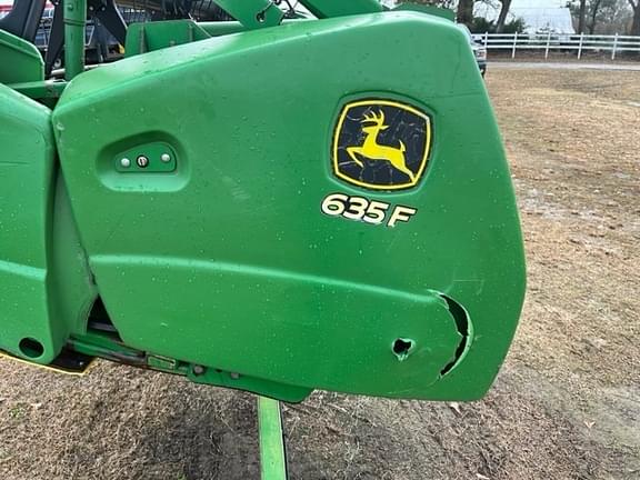 Image of John Deere 635F equipment image 4