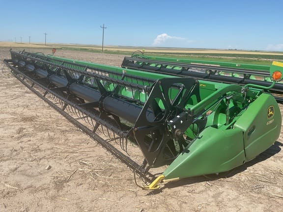 2009 John Deere 635F Equipment Image0