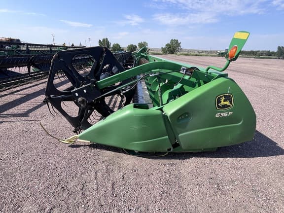 Image of John Deere 635F equipment image 1