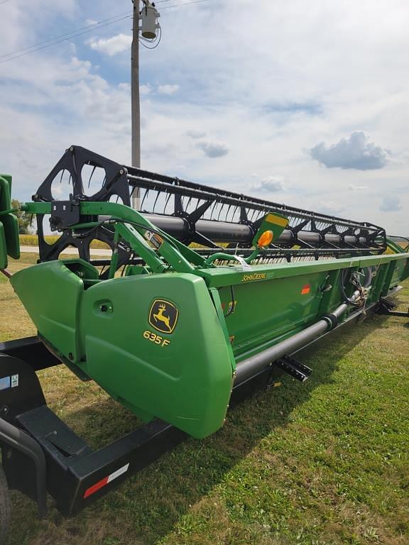 Image of John Deere 635F equipment image 1