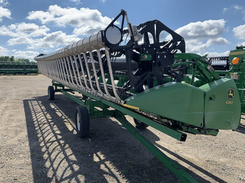 Main image John Deere 635F