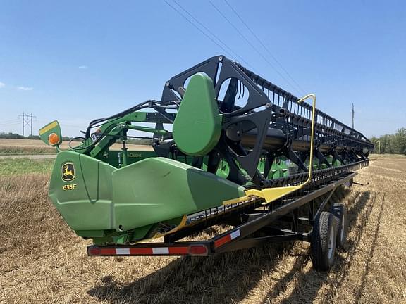 Image of John Deere 635F equipment image 4