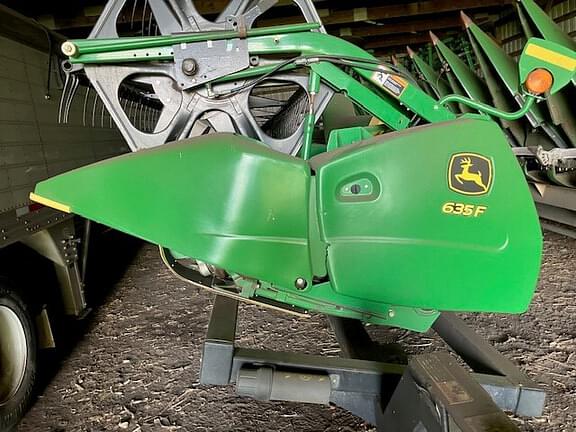 Image of John Deere 635F equipment image 3