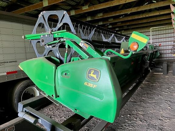 Image of John Deere 635F equipment image 2